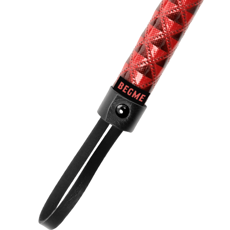 BEGME - RED EDITION VEGAN LEATHER FLOGGER thumb 4