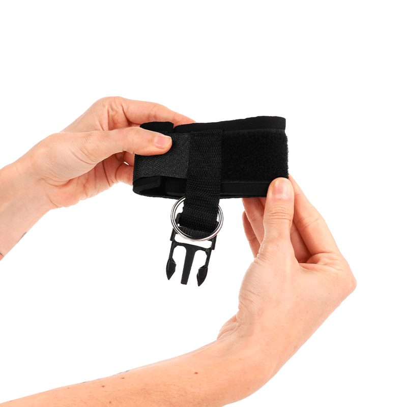 KINK - NEOPRENE HOOK&LOOP FASTENER WRIST RESTRAINTS BLACK ADJUSTABLE 22-34 CM thumb 4