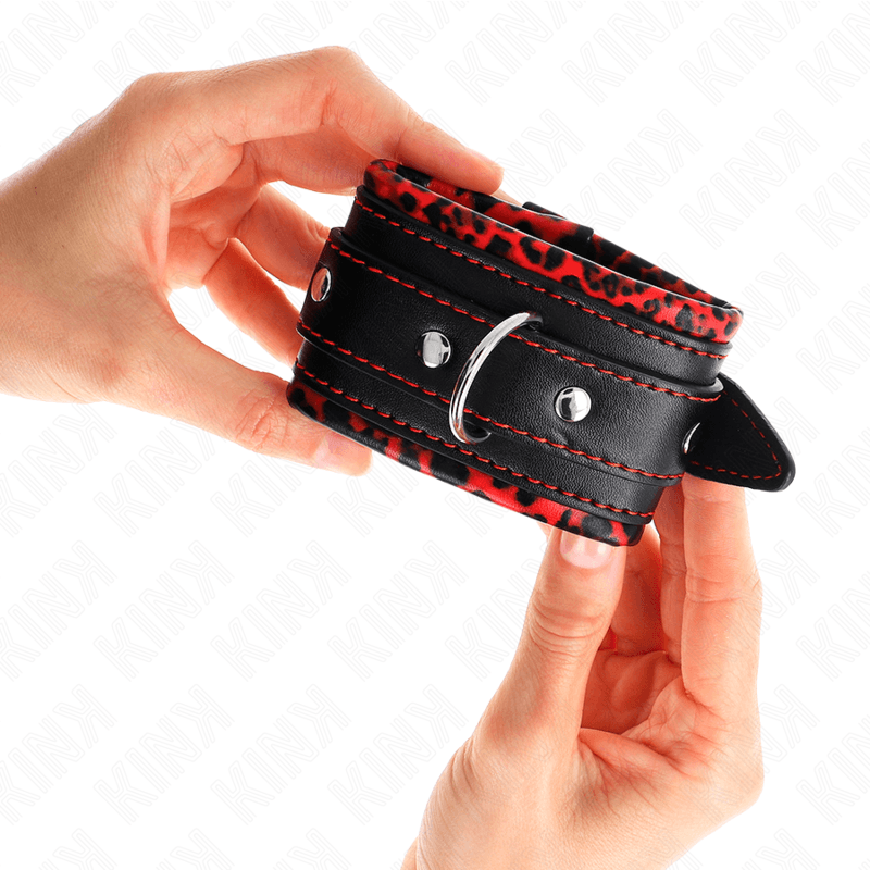 KINK - FUR LINED WRIST RESTRAINTS RED / BLACK ADJUSTABLE 17-29 CM X 6 CM thumb 4