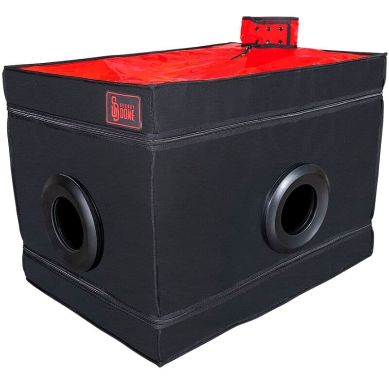 SECRET DOME - KINK CLUB LA NICHE CABIN BLACK & RED