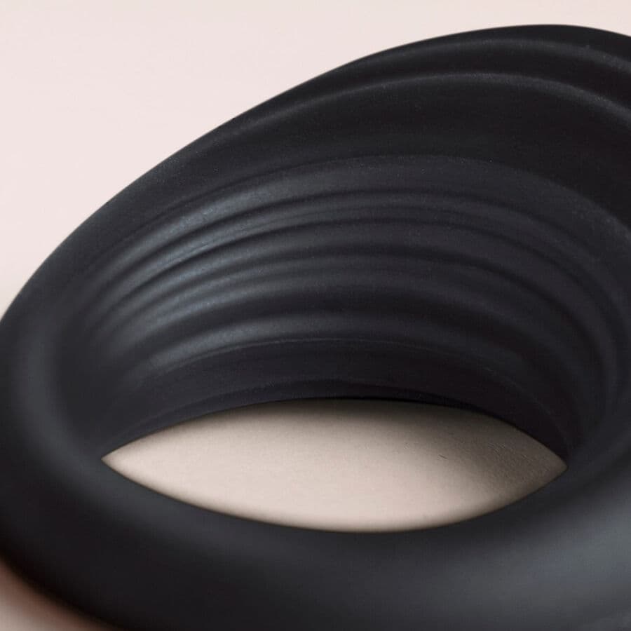 ROCKS-OFF - SPIRE BLACK VIBRATING PENIS RING thumb 3