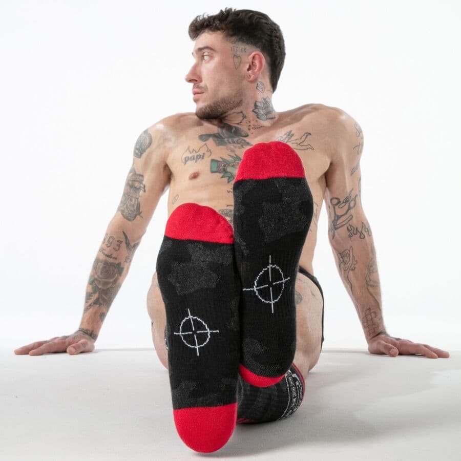 LOCKER GEAR - FULL MILITARY KNEE HIGH SOCKS RED ONE SIZE thumb 3