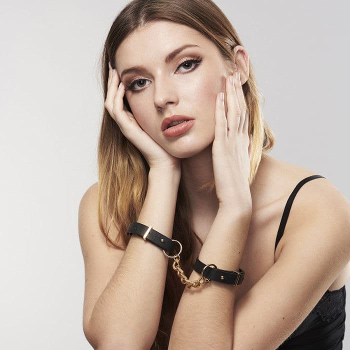 BIJOUX - INDISCRETS MAZE HANDCUFFS BLACK BRACELETS thumb 3